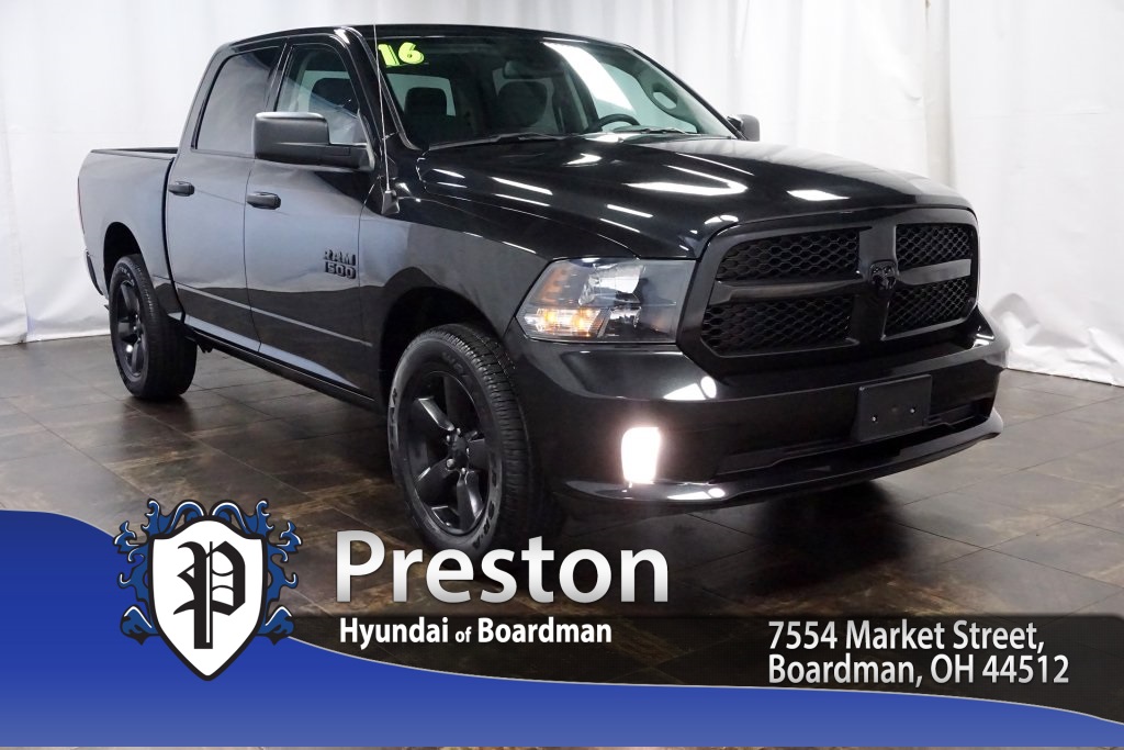 Pre Owned 2016 Ram 1500 Express 4wd