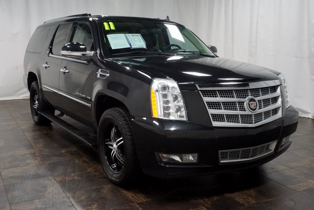 Pre-Owned 2011 Cadillac Escalade ESV Platinum Edition 4D Sport Utility