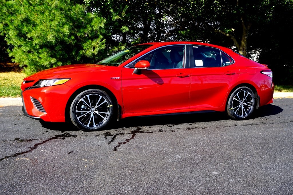 New 2020 Toyota Camry Hybrid SE 4D Sedan in #T201590 | Preston Auto Group